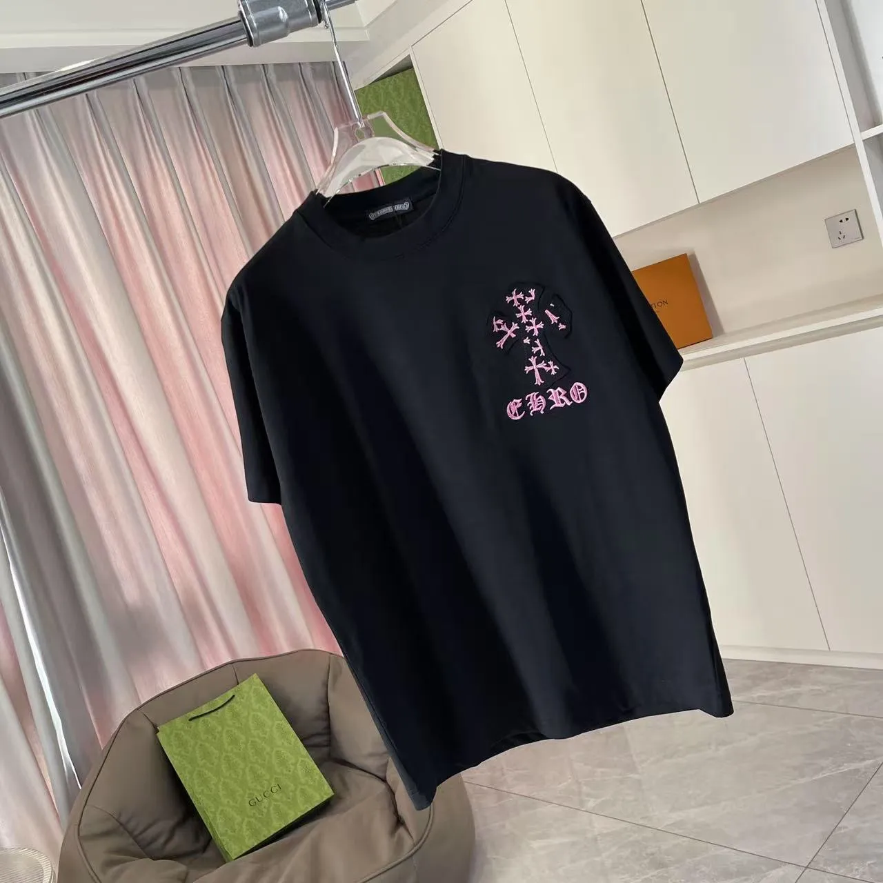 🅿️200 ch Cro* 2025 spring and summer new style Sanskrit horseshoe cross laser patch embroidery short-sleeved t-shirt custom fabric 300g same style for men and women Size: S M L XL XXL Five codes Color: black white